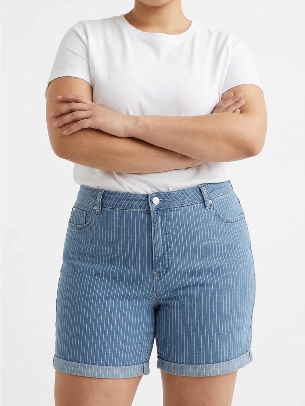 Ashley Stewart Womens Plus 30 Pin Striped Denim Roll Cuff Stretch 9” Shorts
